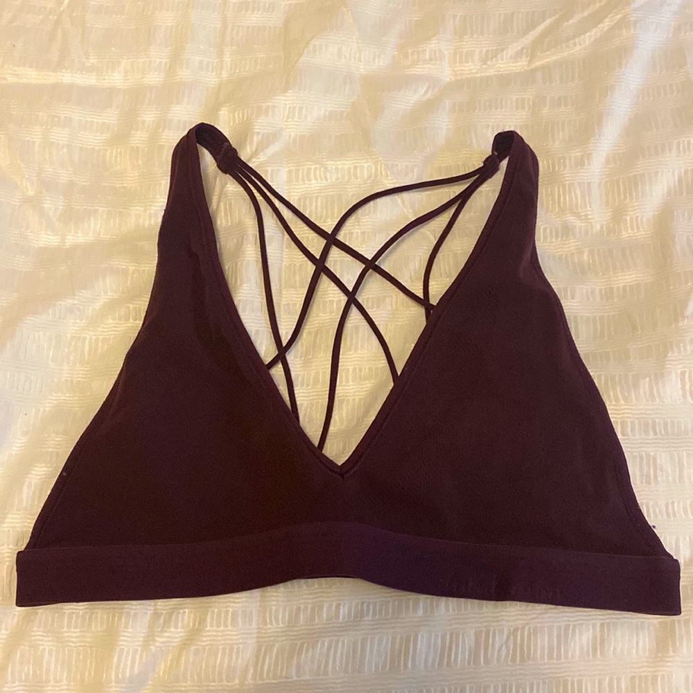 Lululemon strappy sports bra